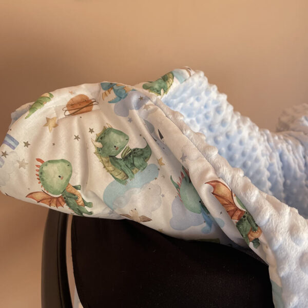 Κουβέρτα Car Seat με print Dinosaurs