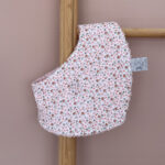 Βρεφική σαλιάρα από βαμβάκι Oeko-Tex με Little Flowers print
